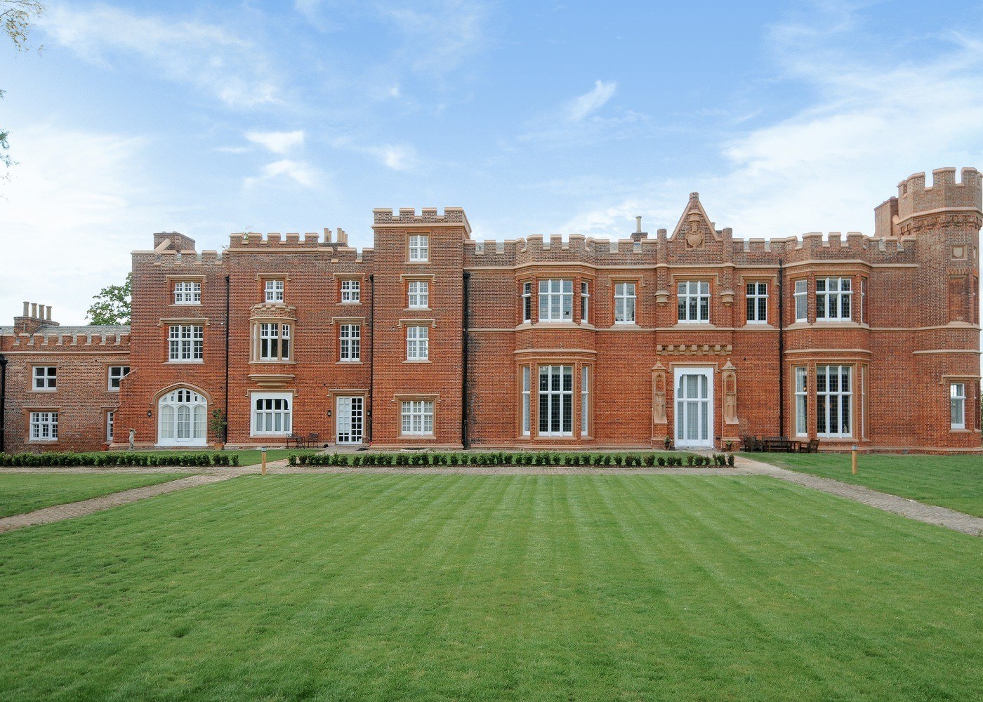 danbury-place-period-property-in-essex-chase-new-homes